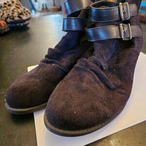 Black short boots size 9